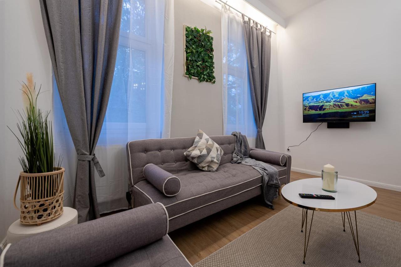 Vienna My City Apartment Family Room Bagian luar foto