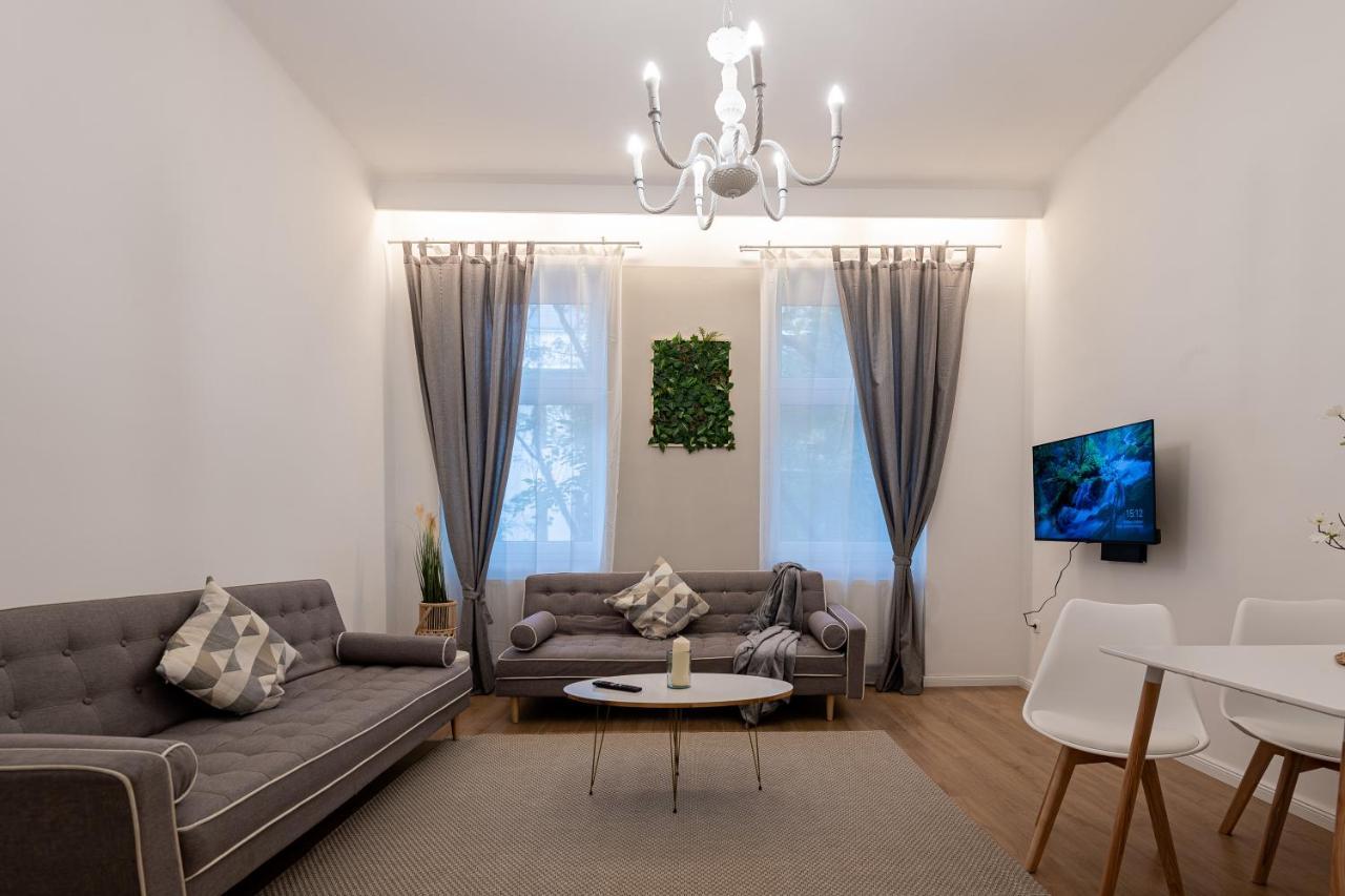 Vienna My City Apartment Family Room Bagian luar foto