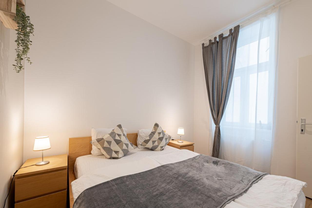 Vienna My City Apartment Family Room Bagian luar foto