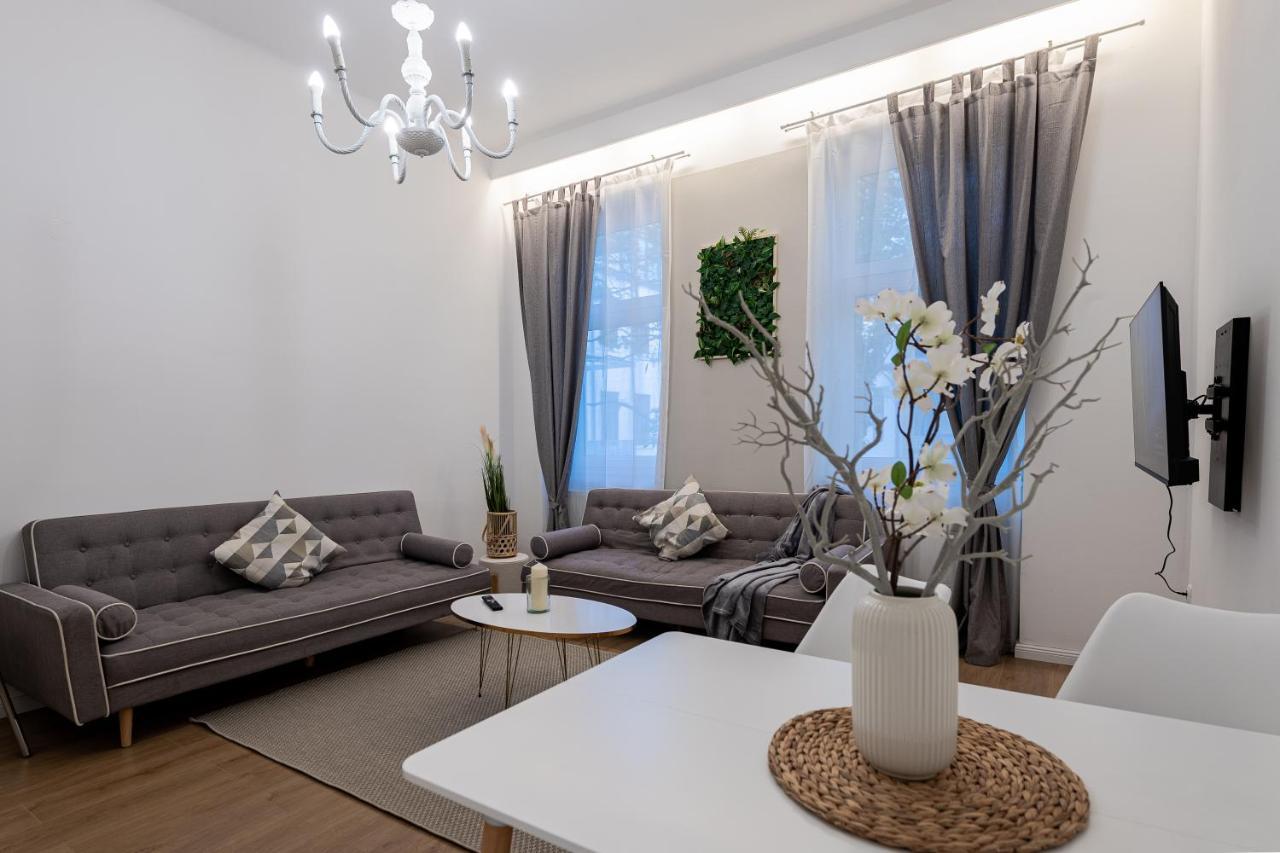 Vienna My City Apartment Family Room Bagian luar foto